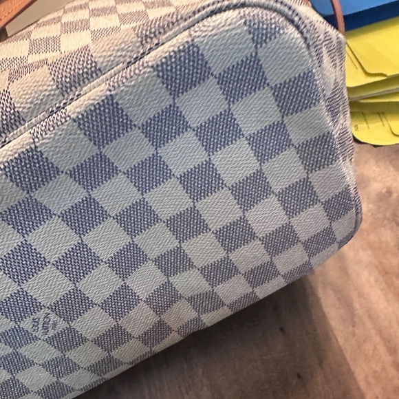 Louis Vuitton Azur MM - Picture 16 of 16